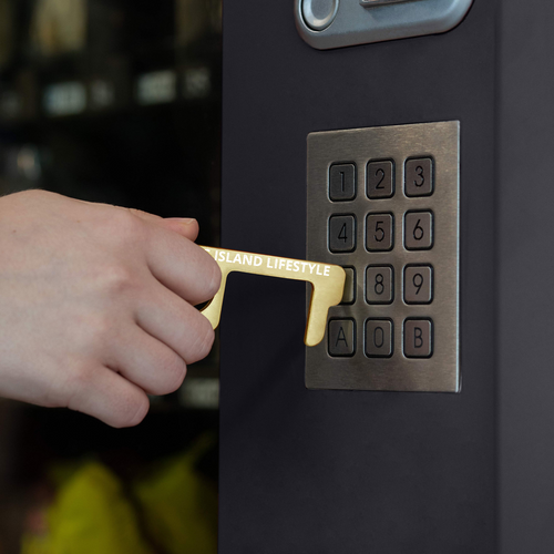Long Island lifestyle touch tool